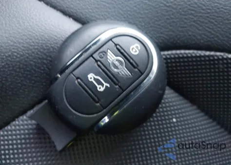 2015 Mini Hardtop Cooper z USA, uszkodzony, nr VIN WMWXS5C53FT831607